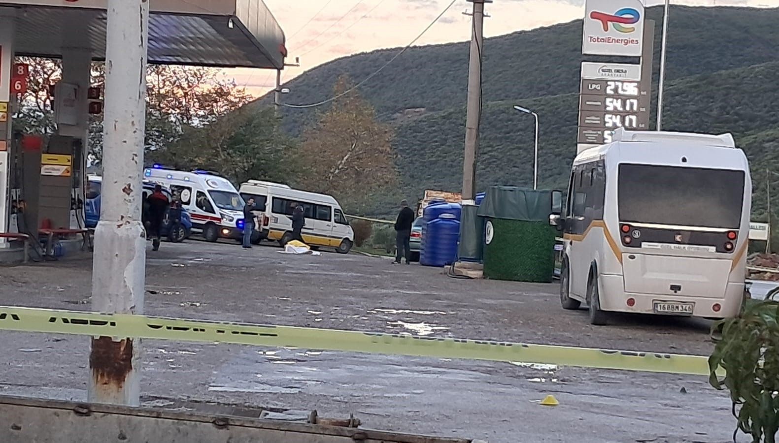 bursada benzinlikte catisma1 olu 1 yarali VsIUz4eB.jpg
