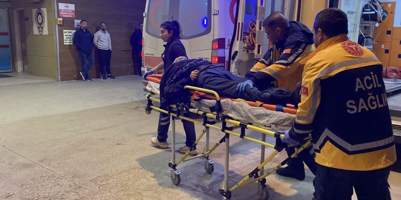 halk otobusunun carptigi vatandas agir yaralandi GGAvcVUc.jpg