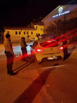 kozanda guven uygulamalari genis capli asayis ve trafik denetimleri gerceklestirildi A8DuiXxi.jpg