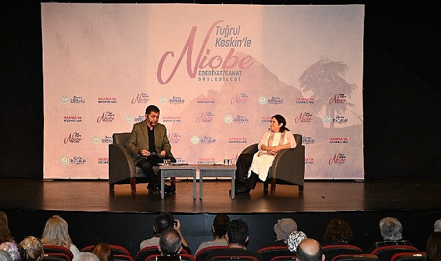 latife tekin manisali sanatseverlerle bulustu CFySgH3n.jpg