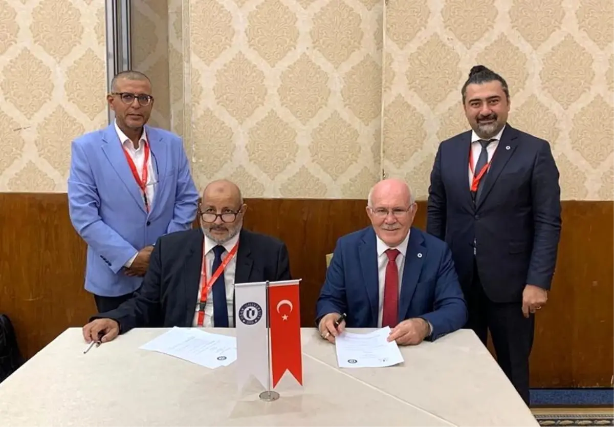 Uşak Üniversitesi, Tunus’ta Türk-Arap Üniversite Rektörleri Kongresi’nde İş Birliği Protokolleri İmzaladı