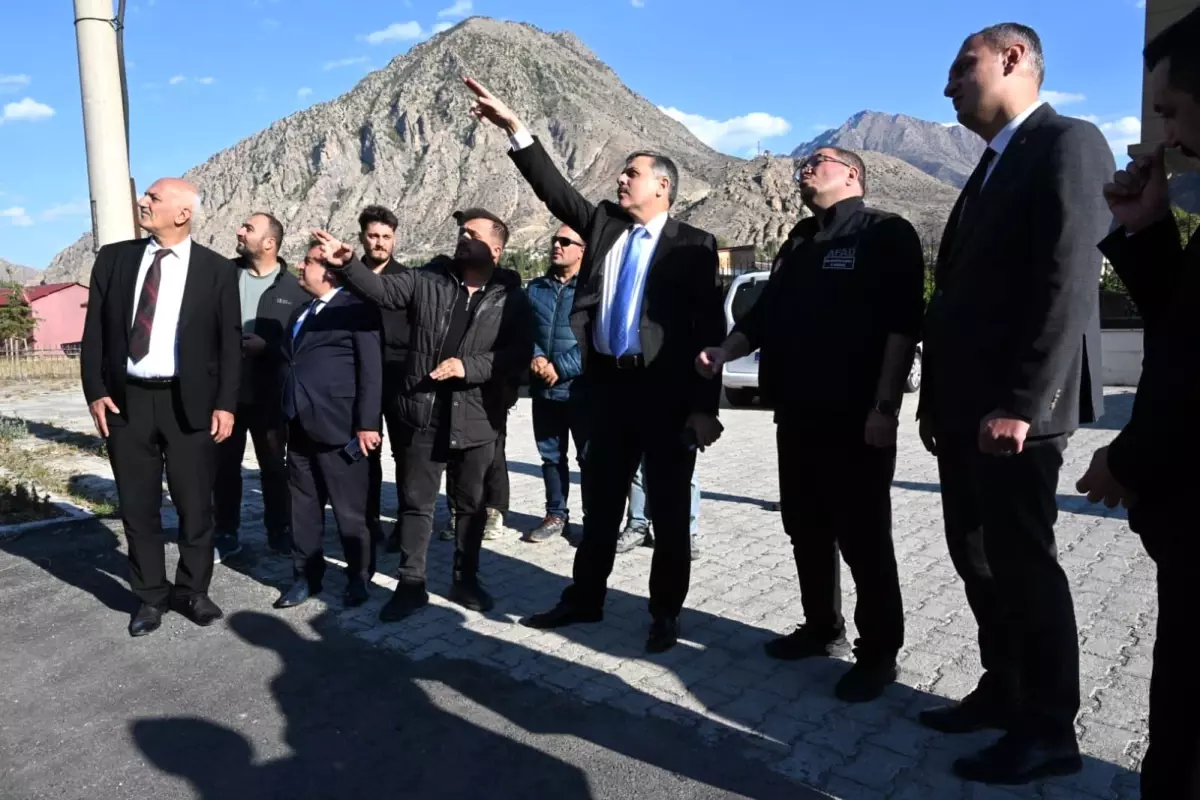 vali ciftciden tortum ve uzundere ziyareti Xw7ItQSc.jpg