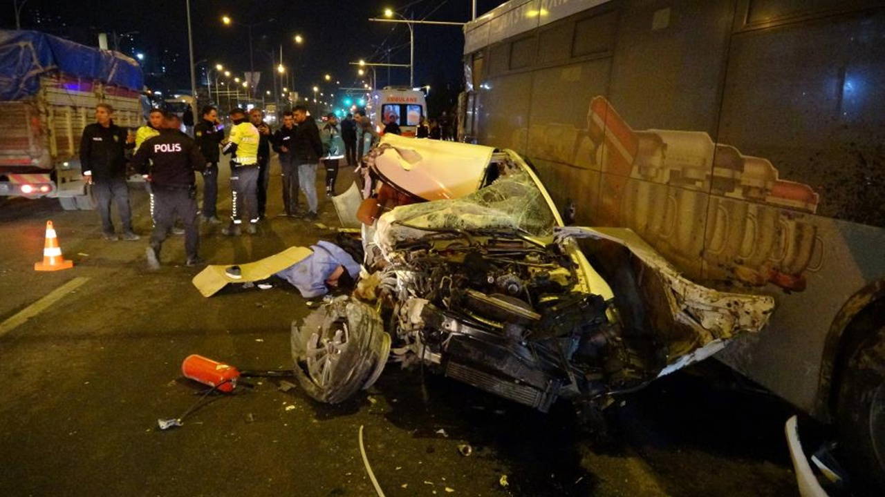 Malatya’da feci kaza: 2 ölü, 3 yaralı