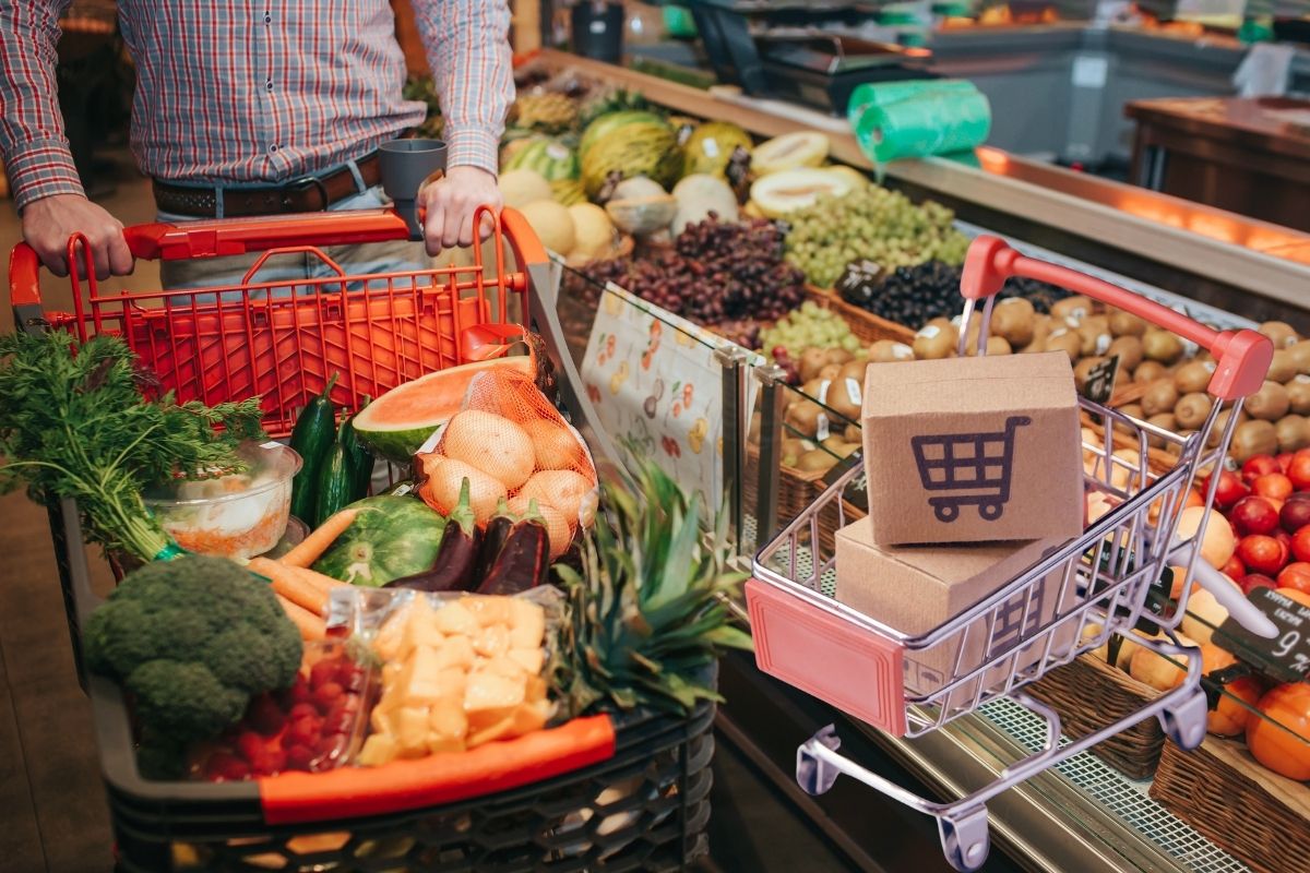 Ticaret Bakanlığı, tüketici hakem heyetlerinin kapatılmadığını, yeniden yapılandırılarak güçlendirildiğini açıkladı