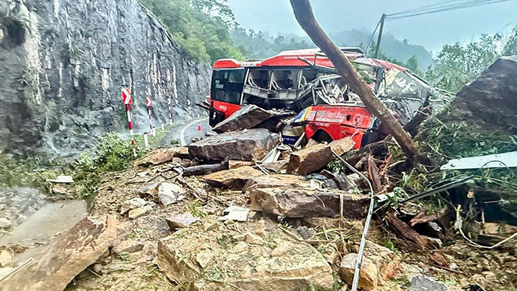 Vietnam’da sel ve heyelan: 7 ölü, 7 kayıp