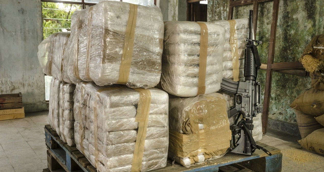 Ege’deki uyuşturucu rotası çökertildi: 7 ton kokaine el konuldu