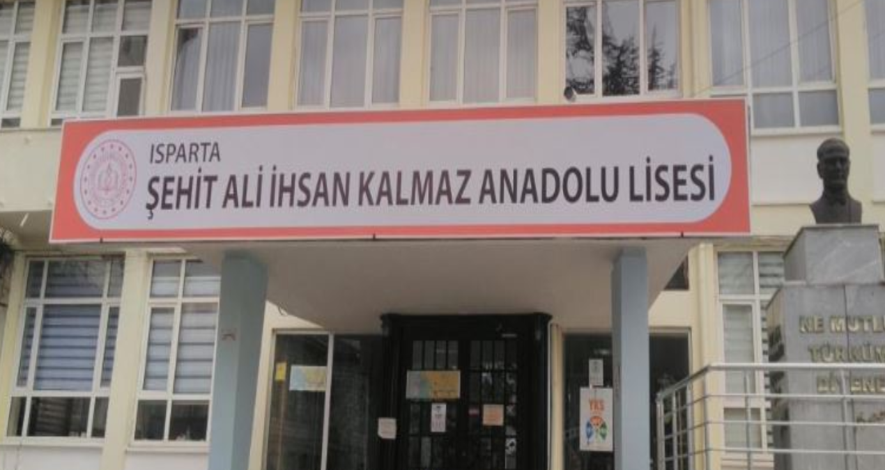 Isparta’da Atatürk’e “İngiliz Kemal” diyen öğretmen TBMM gündemine taşındı