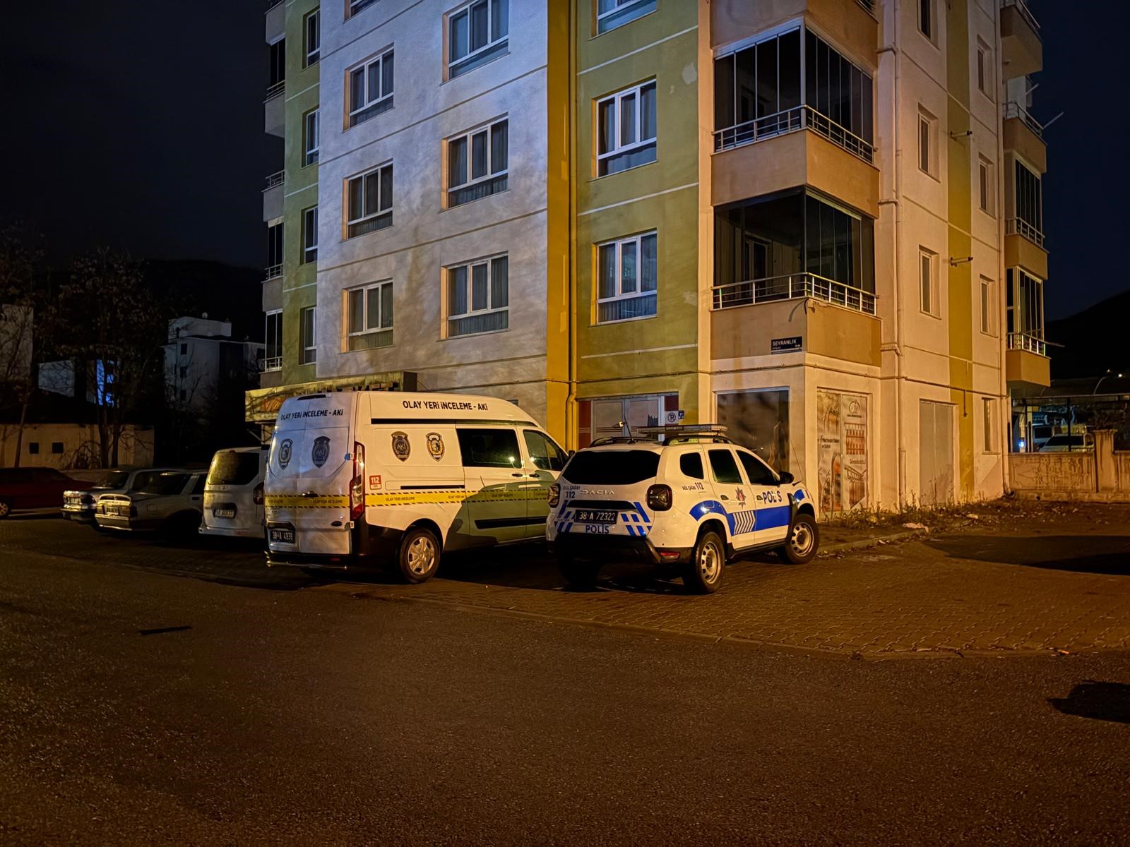 Kayseri’de baba-oğul arasında bıçaklı kavga