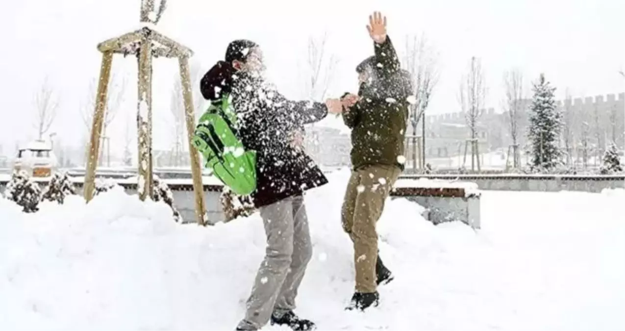 Şırnak’ta okullar tatil mi? 30 Aralık Salı Şırnak’ta okul yok mu? (KAR TATİLİ – ŞIRNAK VALİLİĞİ)