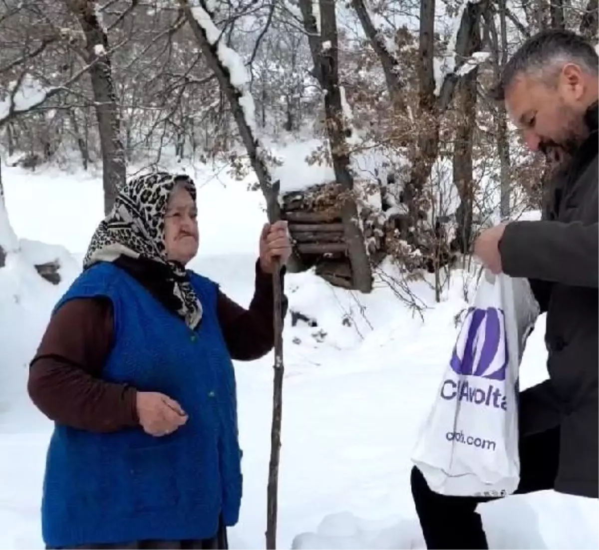 Belediye başkanı kaybolan emanetin parasını cebinden ödedi