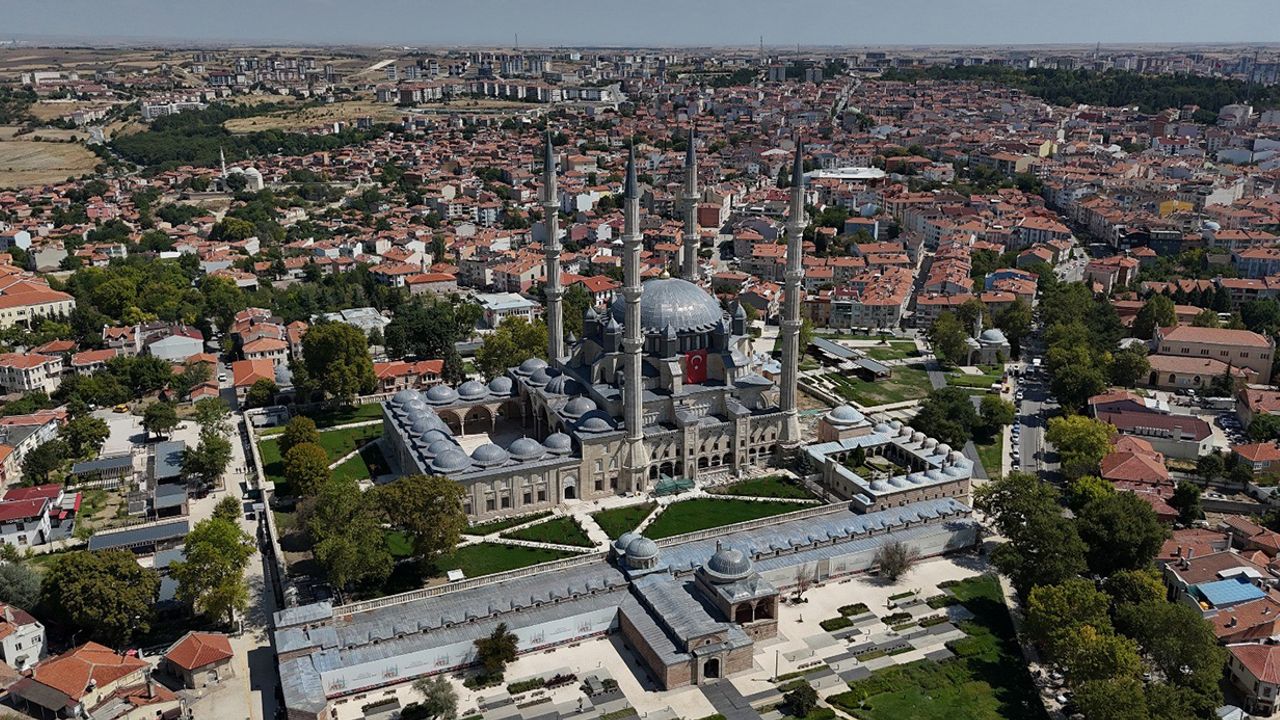 Selimiye Kubbe süslemeleri restorasyonuna mahkeme "dur"dedi