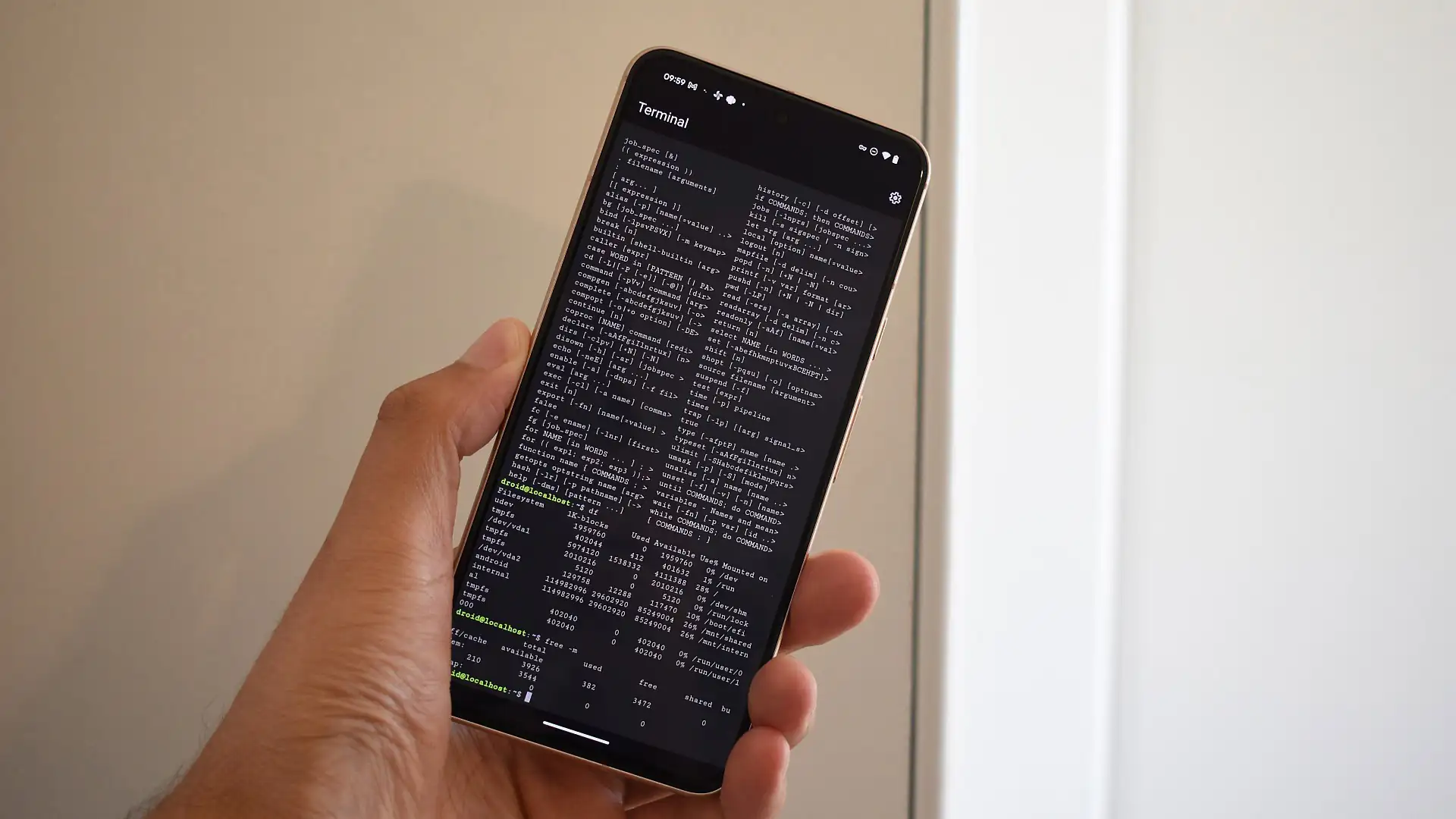 Samsung Galaxy S26 Ultra, Linux Terminal, Android Sanallaştırma Çerçevesi, AVF, One UI 8.5, Android 16